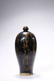 A DING-TYPE BLACK-GLAZED MEIPING