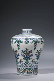 A DOUCAI 'FLORAL' MEIPING