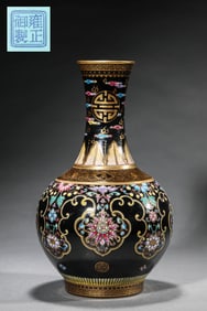 A BLACK-GROUND FAMILLE ROSE GILT 'FLOWERS' VASE