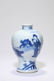 A BLUE AND WHITE 'MOTHER TEACHING SON' MEIPING