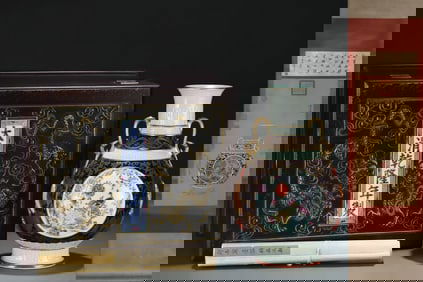 A CELADON AND BLUE-GROUND FAMILLE-ROSE MEDALLION AND GILT 'FLOWERS AND BIRDS' VASE