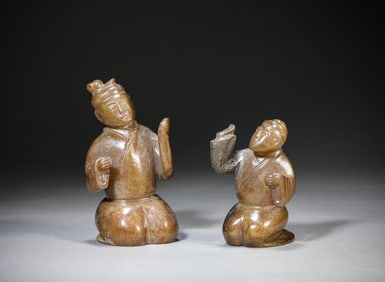 A GROUP OF JADE FIGURES