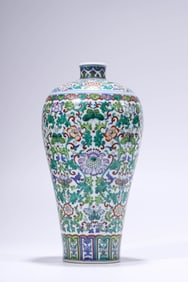 A DOUCAI 'INTERLOCKING LOTUS AND BUTTERFLY' MEIPING