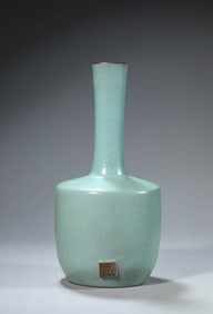 A RU-TYPE VASE