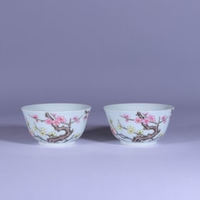 A PAIR OF FAMILLE ROSE 'FLOWERS, BIRDS AND POETRY' CUPS