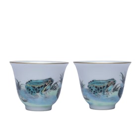 A PAIR OF FAMILLE ROSE 'CICADA' CUPS