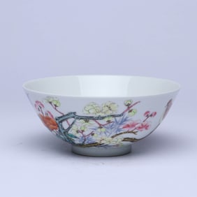 A FAMILLE ROSE 'ROCKERY, FLOWERS AND BIRDS' BOWL