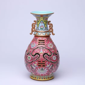 A RUBY RED-GROUND YANGCAI MEDALLION 'FLOWERS' VASE