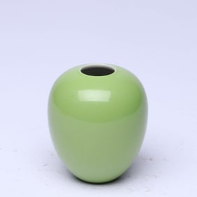 A GREEN-GLAZED WATER POT