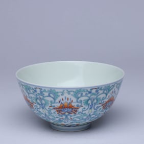 A DOUCAI 'INTERLOCKING LOTUS' BOWL