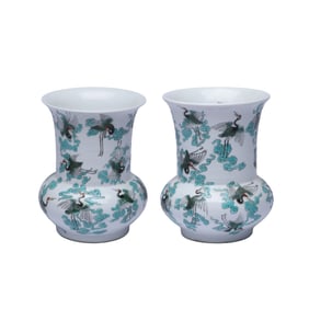 A PAIR OF FAMILLE ROSE 'CLOUD AND CRANE' SPITTOON