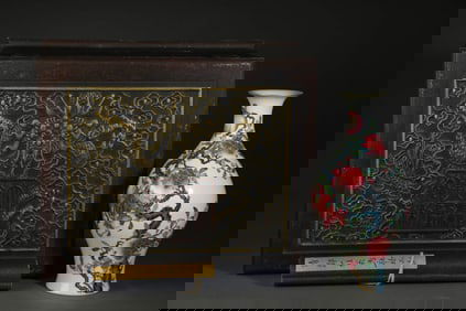 A FAMILLE ROSE 'POMEGRANATE' OLIVE-SHAPED VASE