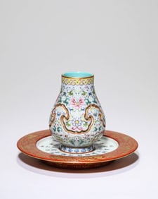 A YANGCAI 'GILT-BAT AND LOTUS' 'IMPERIAL-POEM' MINIATURE WITH TRAY