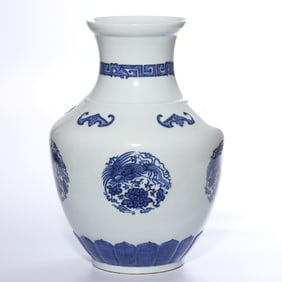 A BLUE AND WHITE 'FIVE PHOENIXES' JAR