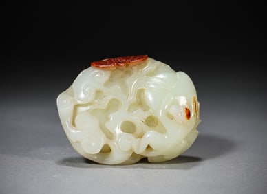 A JADE 'MONKEY WITH PEACH'