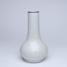 AN OFFICIAL WATER-CHESTNUT VASE