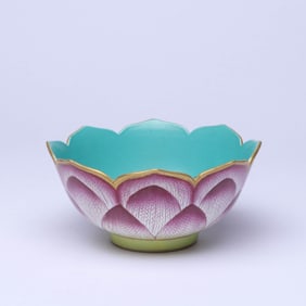 A FAMILLE ROSE 'LOTUS PETAL' BOWL