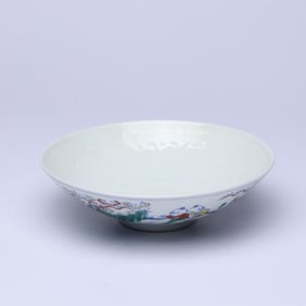 A  WUCAI 'INTERLOCKING FLOWERS' BOWL