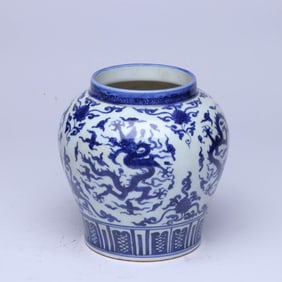 A BLUE AND WHITE 'CLOUD AND DRAGON' JAR