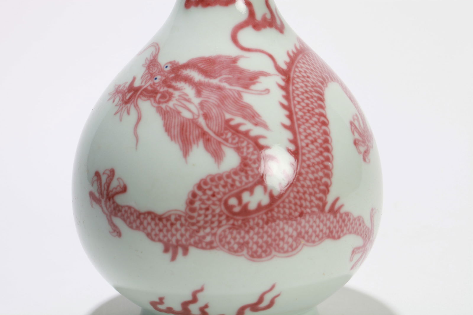 A COPPER-RED 'DRAGON' VASE - 5