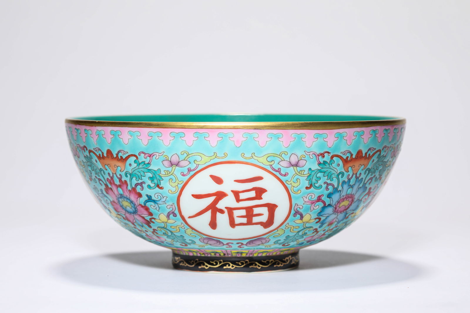 A TURQUOISE GREEN-GROUND FAMILLE ROSE 'AUSPICIOUS CHARACTERS' BOWL (1 of 8)