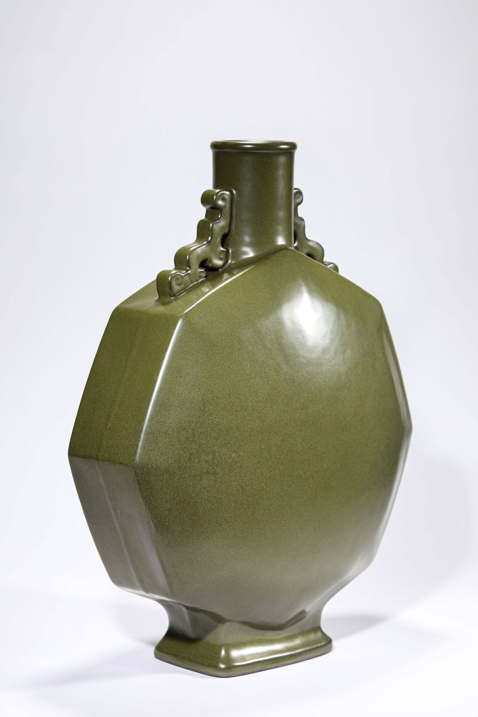 A TEA-DUST-GLAZED 'FLAT' VASE - 5