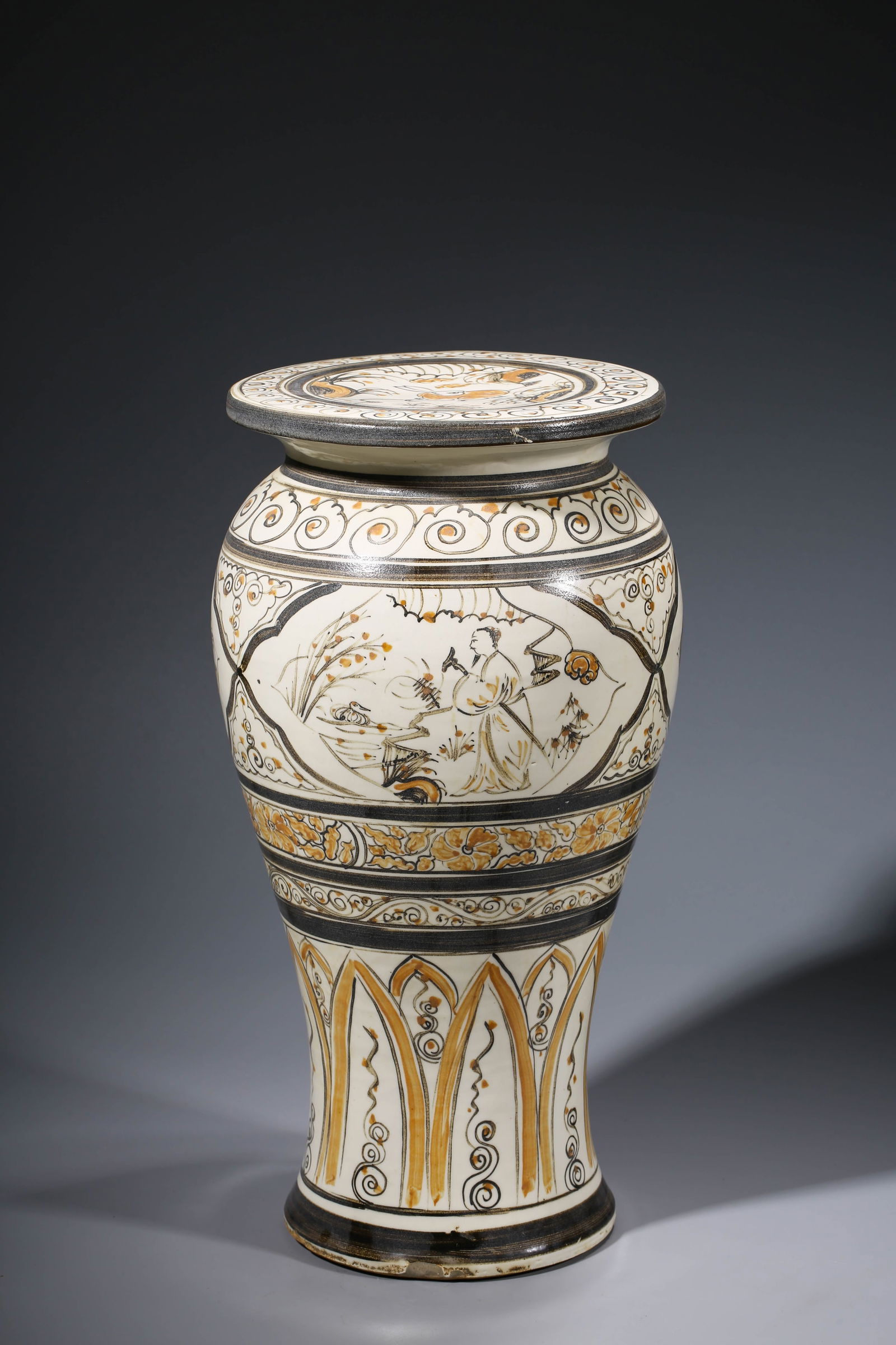 A CIZHOU-TYPE STOOL - 3