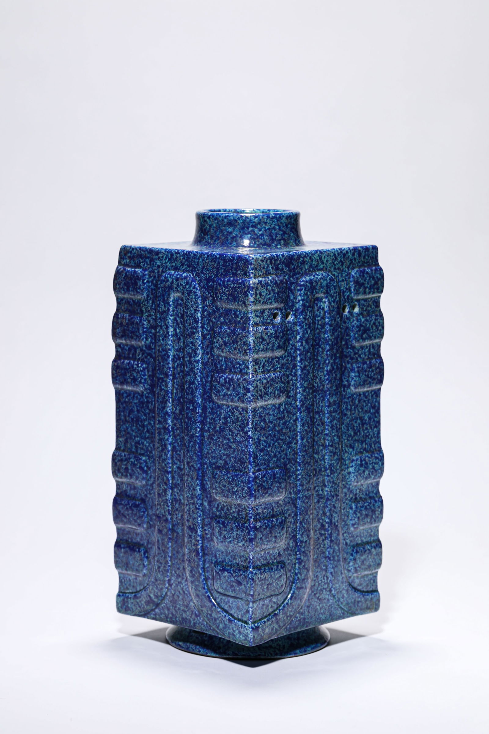A FLAMBE-GLAZED CONG-FORM VASE (1 of 7)