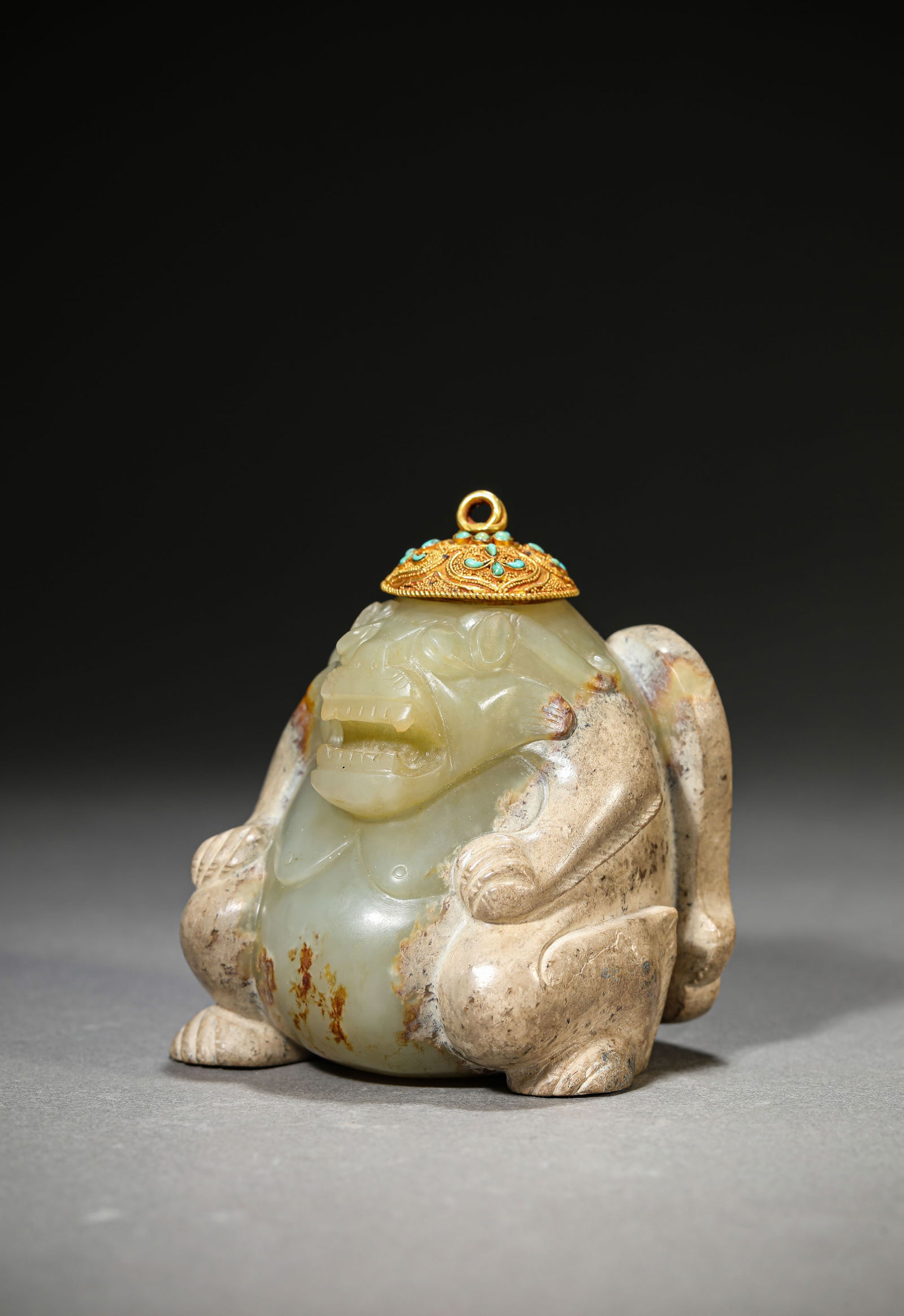 A JADE AND GOLD-MOUNTED COVERED VASE: A JADE AND GOLD-MOUNTED COVERED VASE Dimensions: Length: 6.8 cm (2.68 in) x Width: 6.5 cm (2.56 in) x Height: 7.6 cm (2.99 in). All measurements are approximate.