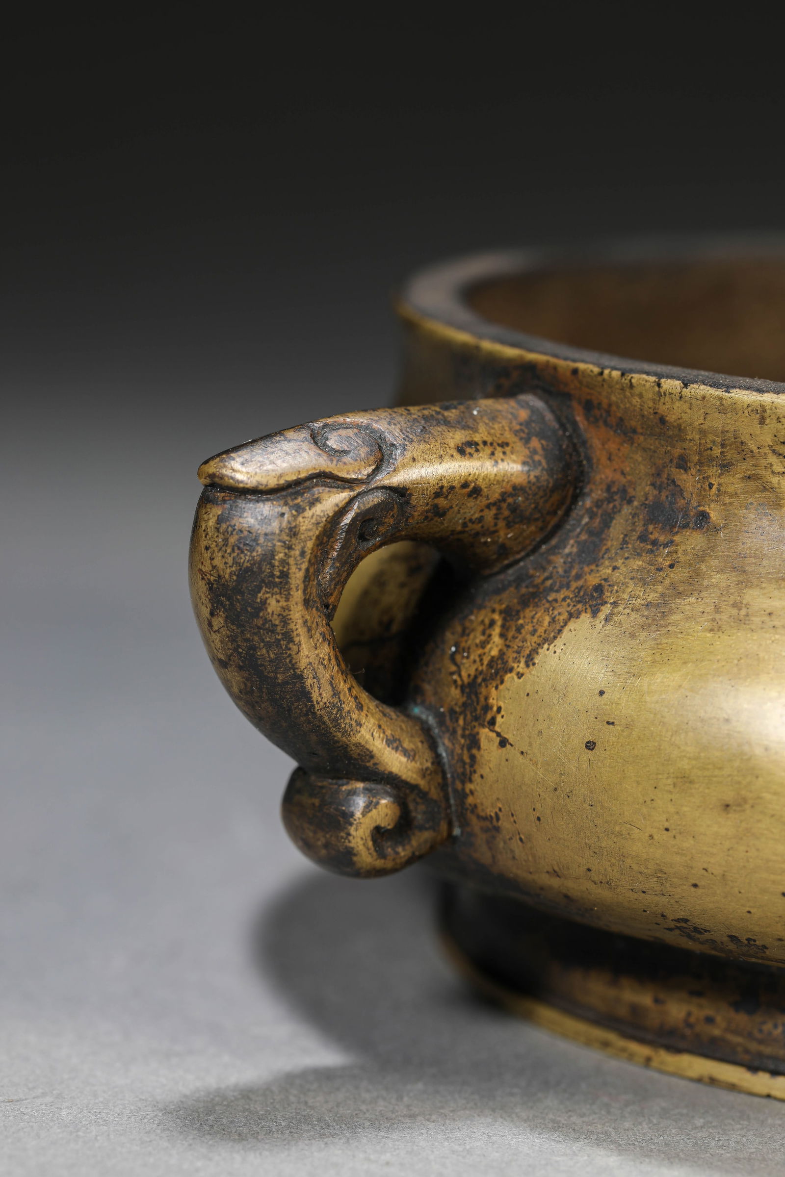 A BRONZE CENSER - 2
