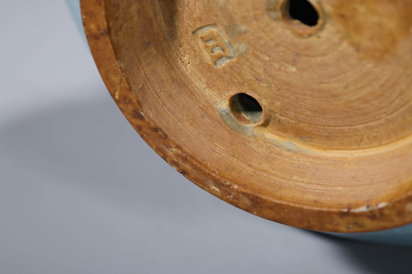 A JUN-TYPE FLOWER POT - 6