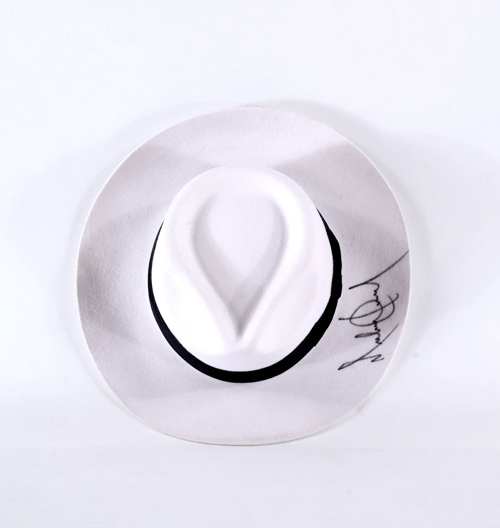 MICHAEL JACKSON HAND-SIGNED WHITE FEDORA HAT (1 of 3)