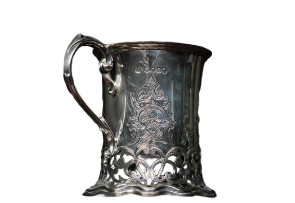 BRITISH VINTAGE SILVER MUG (1 of 1)