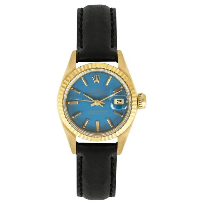 ROLEX DATEJUST RARE BLUE STELLA DIAL 69178: ROLEX DATEJUST RARE BLUE STELLA DIAL 69178Description:This Rolex Datejust watch features a 26mm gold case, paired with a rare blue Stella dial and a gold triangular bezel. Please note that there is a