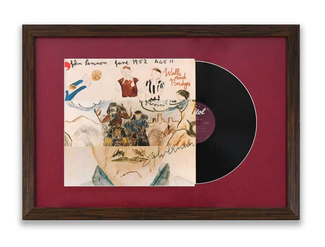 JOHN LENNON – SIGNED WALLS AND BRIDGES (CAPITOL RECORDS) LP DISPLAY (1 of 1)