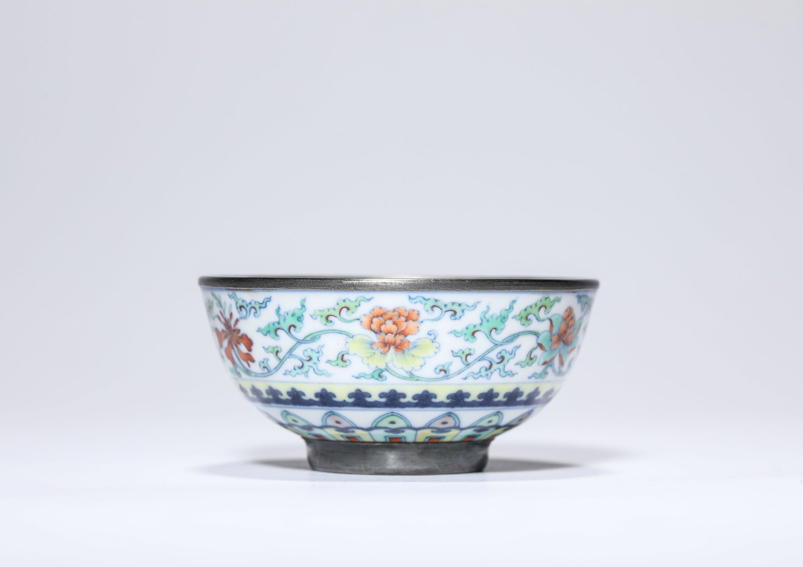 A DOUCAI 'FLORAL' CUP (1 of 6)
