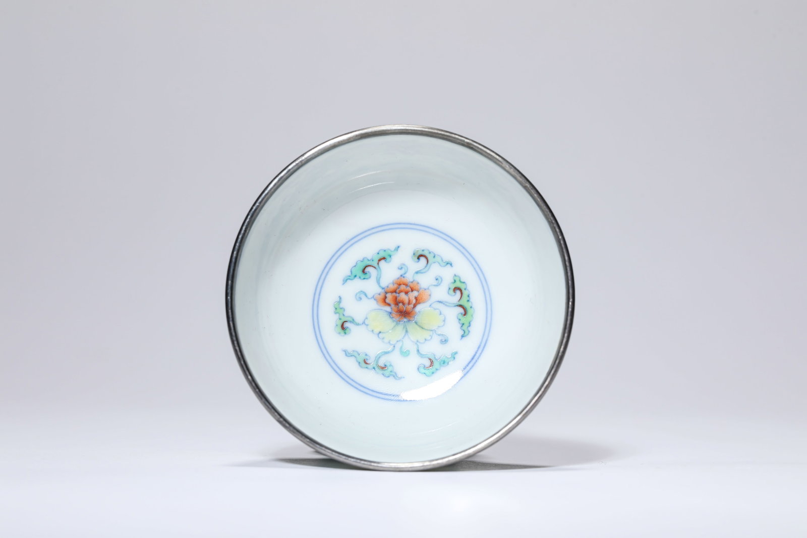 A DOUCAI 'FLORAL' CUP - 6