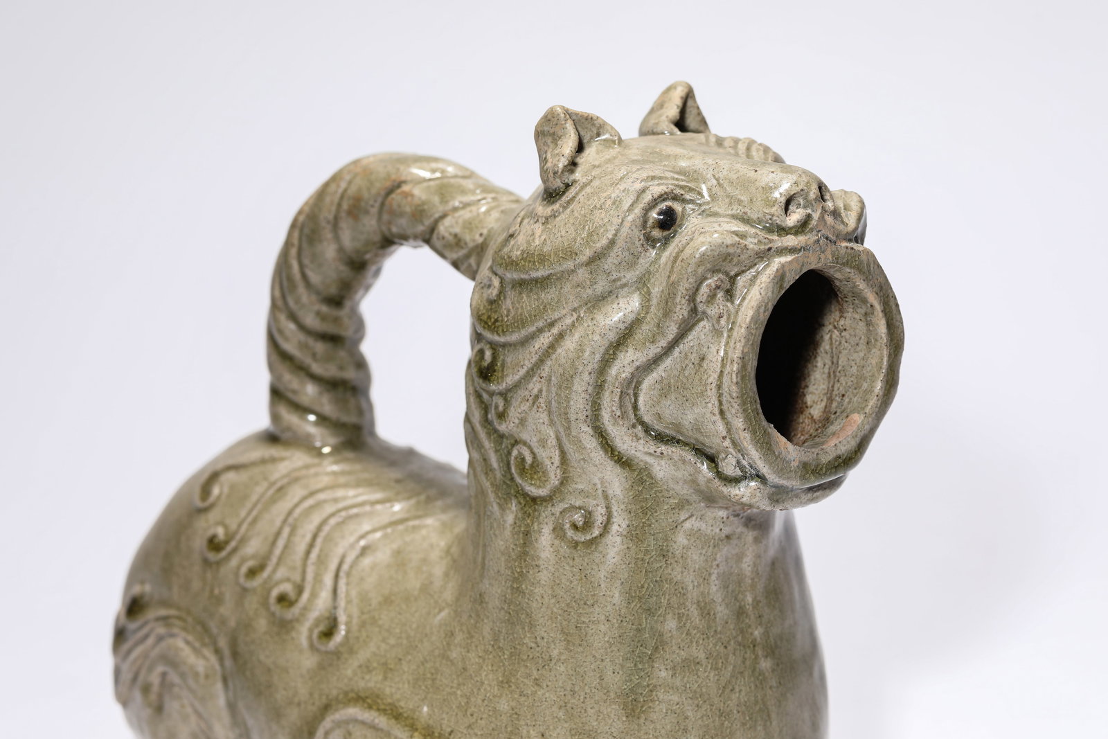 A CELADON 'HU' CHAMBER POT - 4