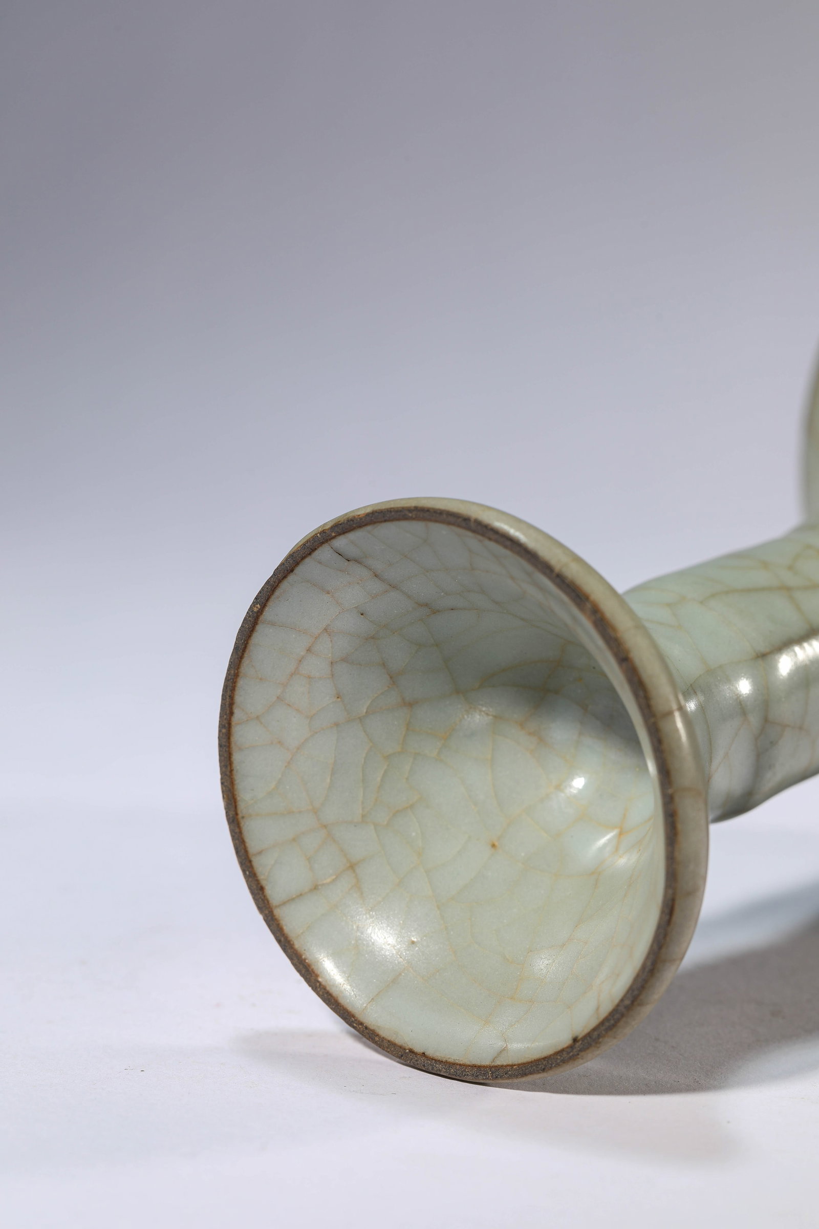 A GUAN-TYPE 'GU' BEAKER - 5