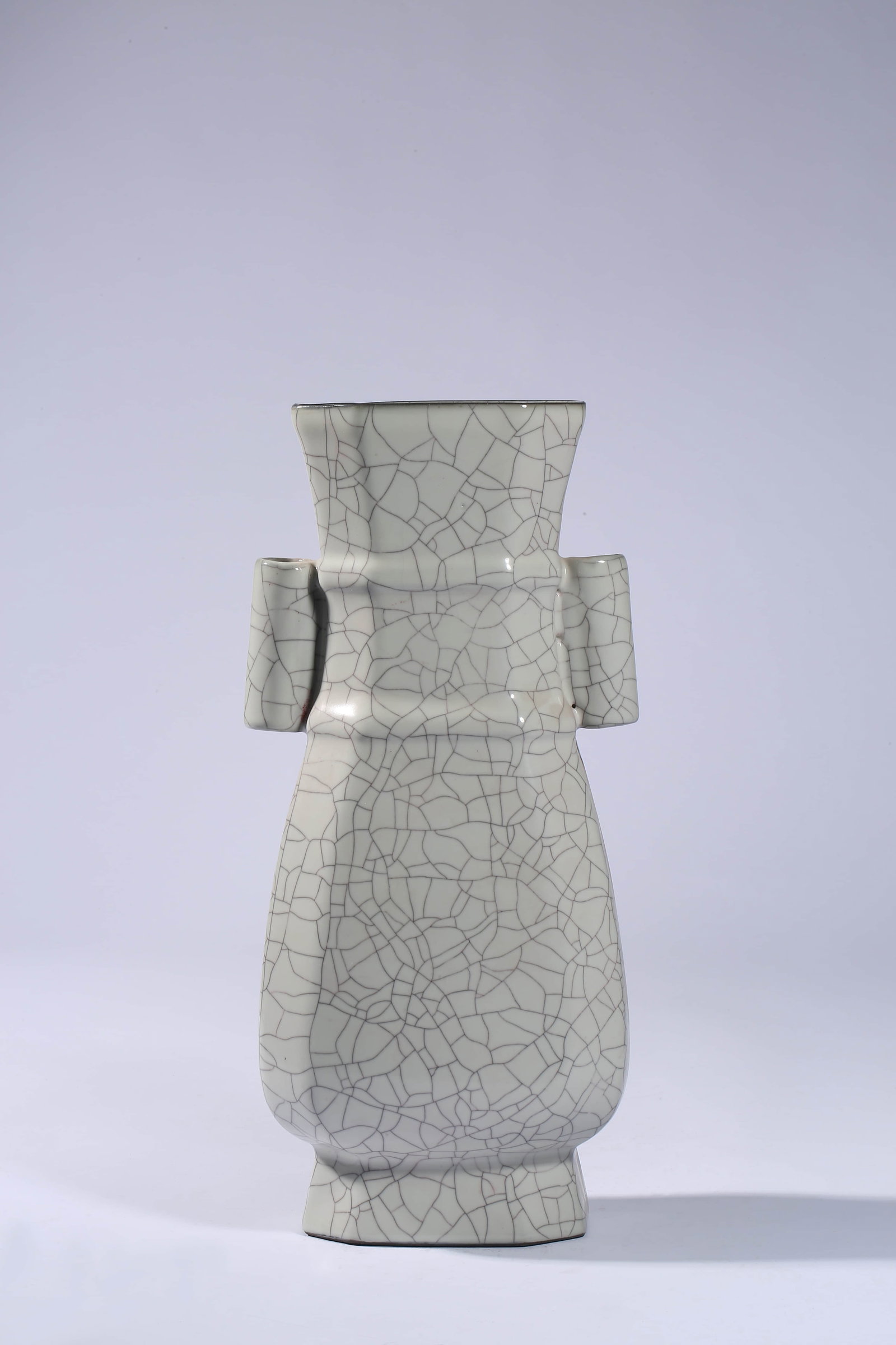 A GUAN-TYPE GE-GLAZED JAR - 2