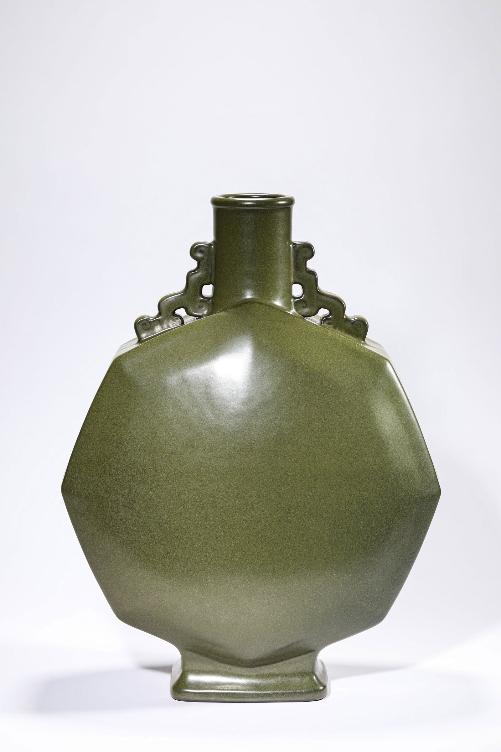 A TEA-DUST-GLAZED FLAT VASE - 4