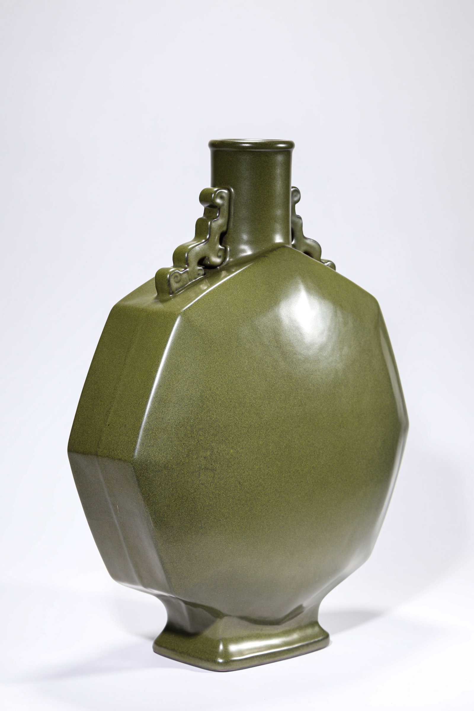 A TEA-DUST-GLAZED FLAT VASE - 5
