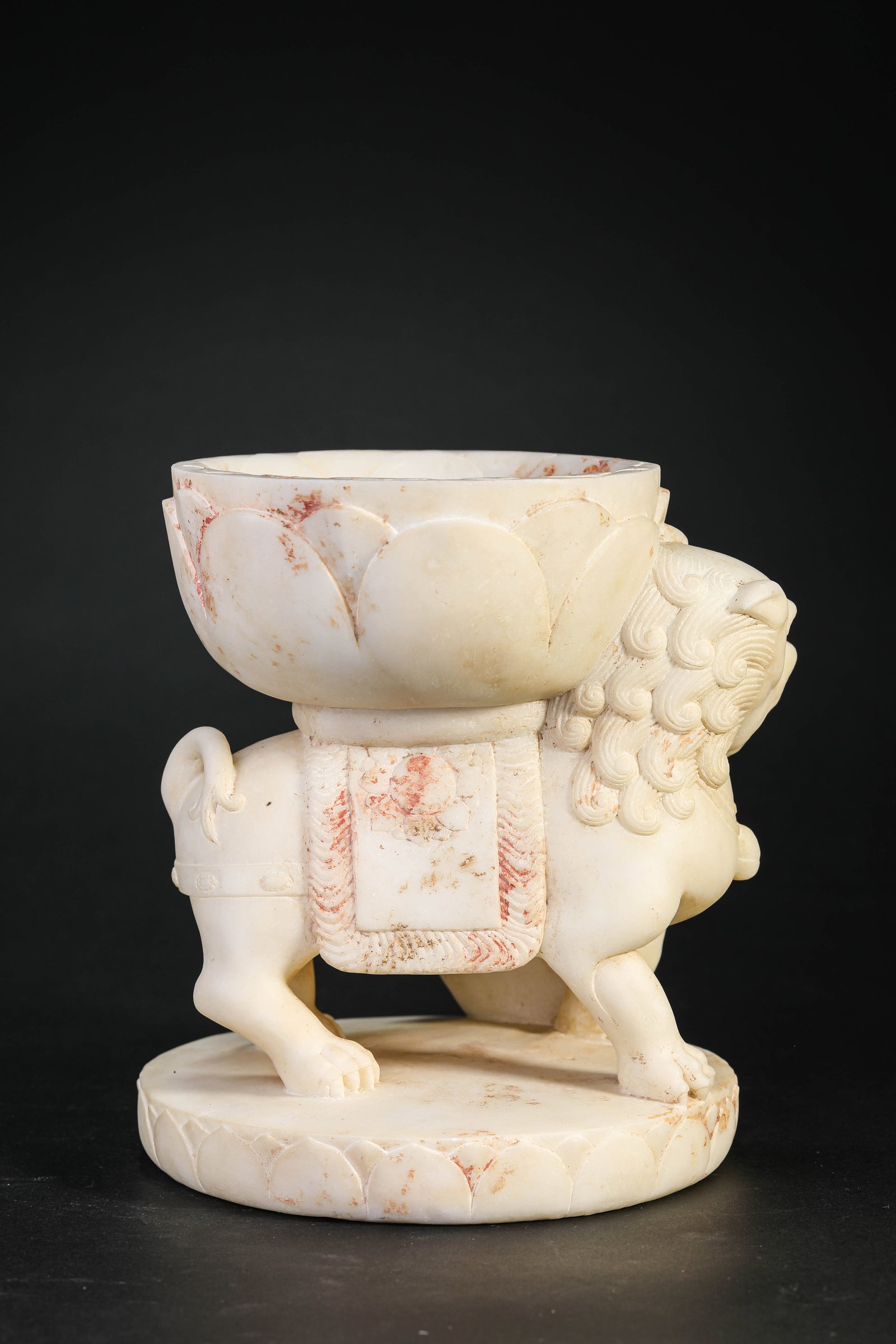 A WHITE MARBLE LAMP STAND - 3