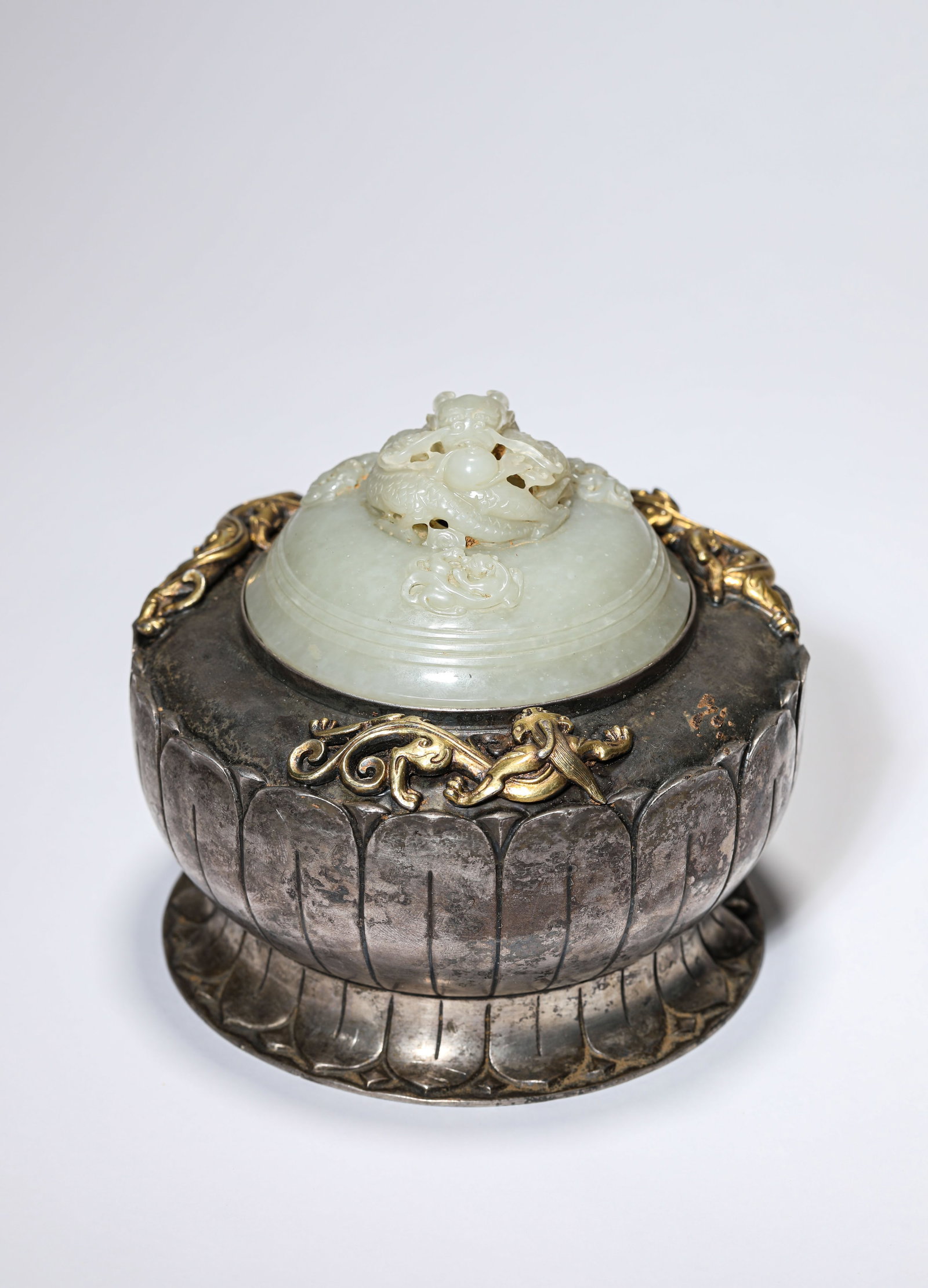 A GILT-SILVER 'CHI-DRAGON' CENSER: A GILT-SILVER 'CHI-DRAGON' CENSER Dimensions: Width: 12.6 cm (4.96 in) x Height: 11.6 cm (4.57 in). All measurements are approximate.