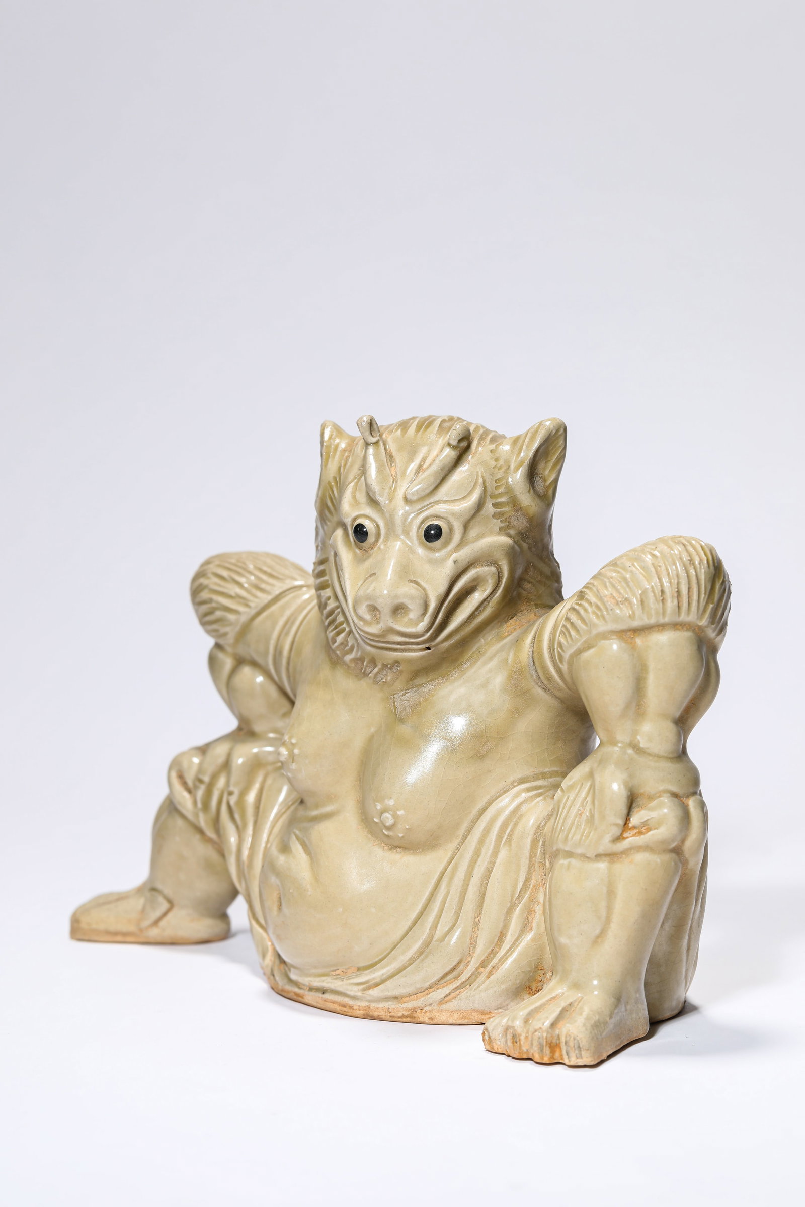 A PORCELAIN 'AUSPICIOUS BEAST' - 2