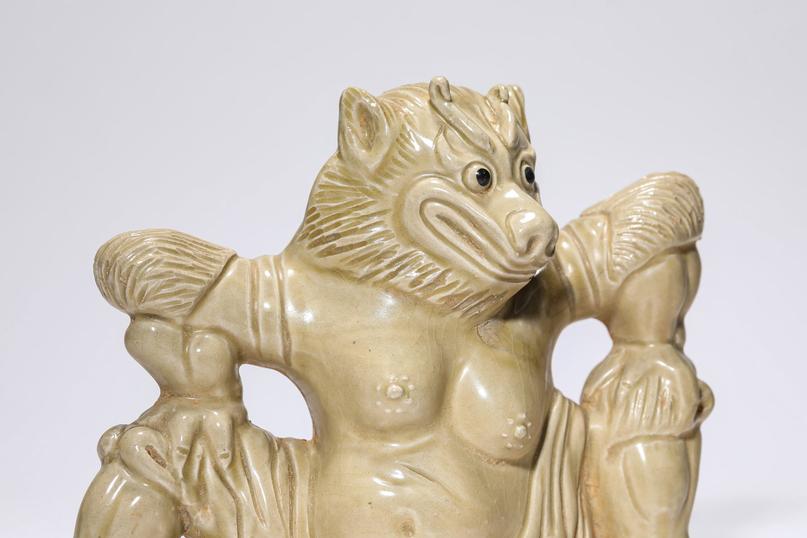 A PORCELAIN 'AUSPICIOUS BEAST' - 4