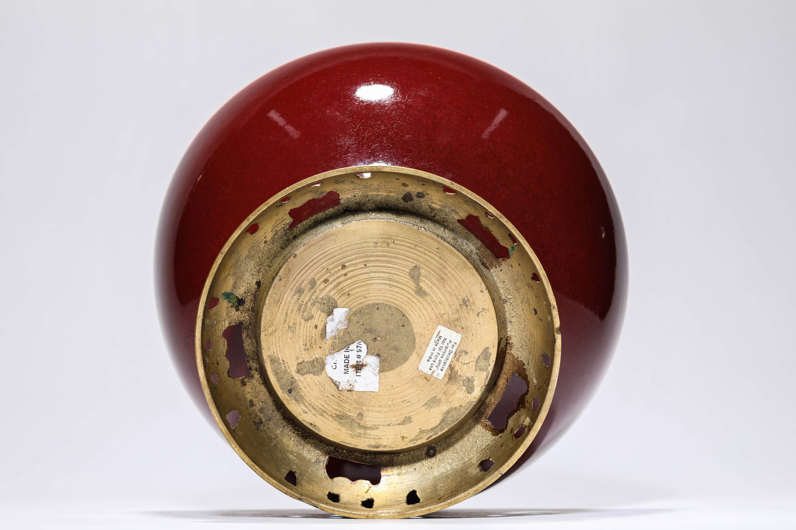 A RED-GLAZED BOWL - 5