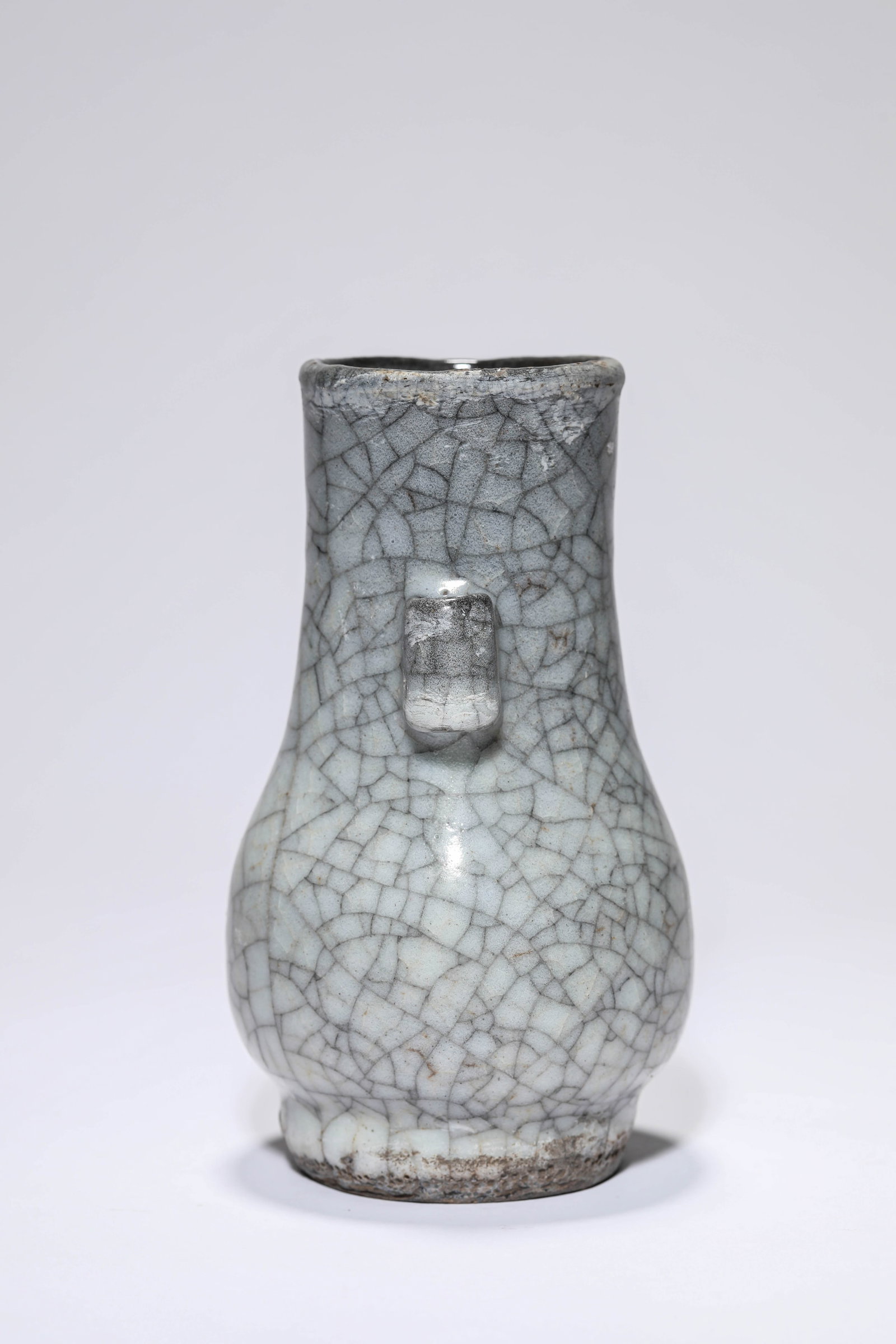 A GE-TYPE VASE - 2