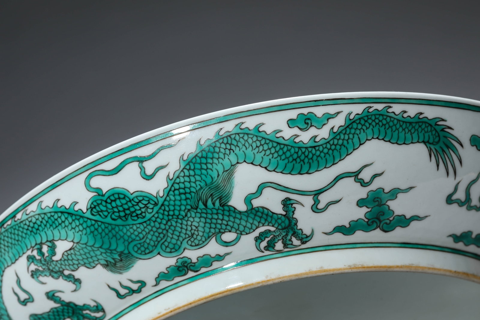A GREEN-GLAZED 'DRAGON AND CLOUDS' DISH - 7