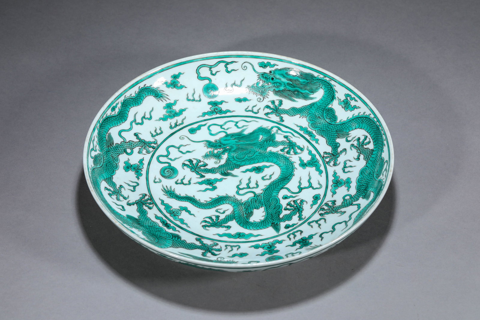 A GREEN-GLAZED 'DRAGON AND CLOUDS' DISH - 9